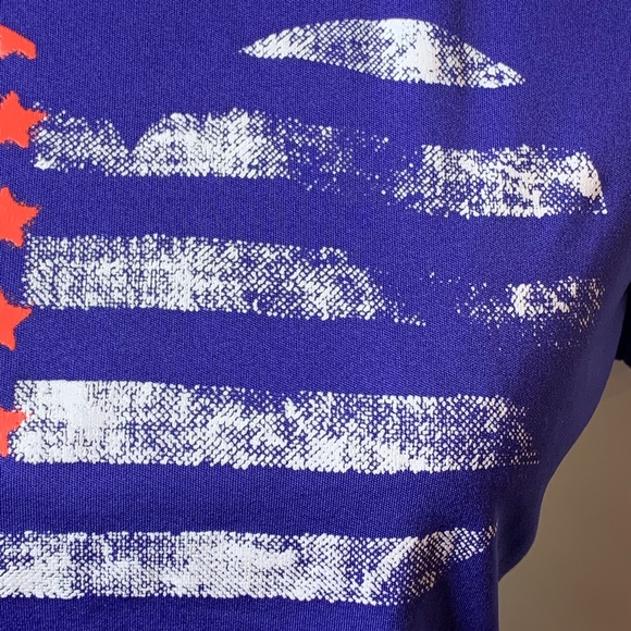 Women’s Under Armour Flag Heart Graphic T-Shirt - Picture 4 of 13